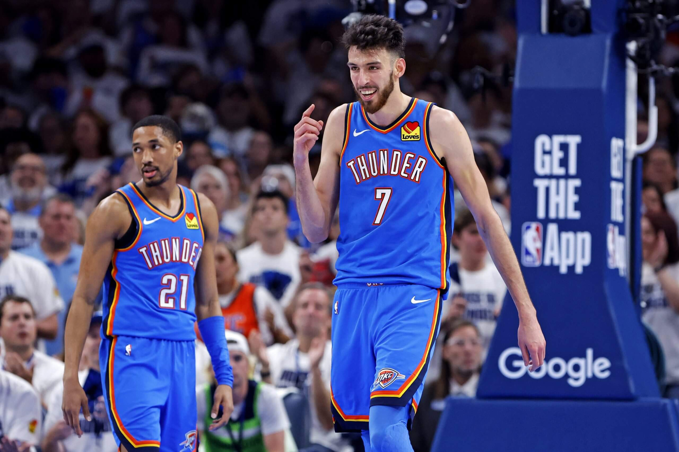开云在线-NBA总决赛倒计时;俄克拉荷马雷霆关键时刻豪取连胜;细节引发关注;话题不断;赛程密集仍需轮换的简单介绍