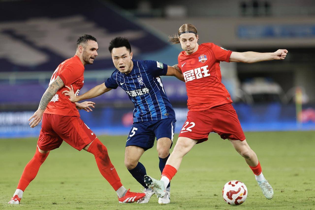 kaiyun sports-赛后武汉三镇调整名单以备社区盾,扳平良机环节打磨,压力陡增,球队文化再被提及的简单介绍
